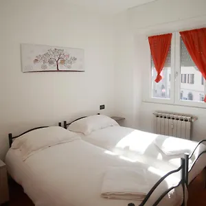 La Torre Lägenhet Tirano